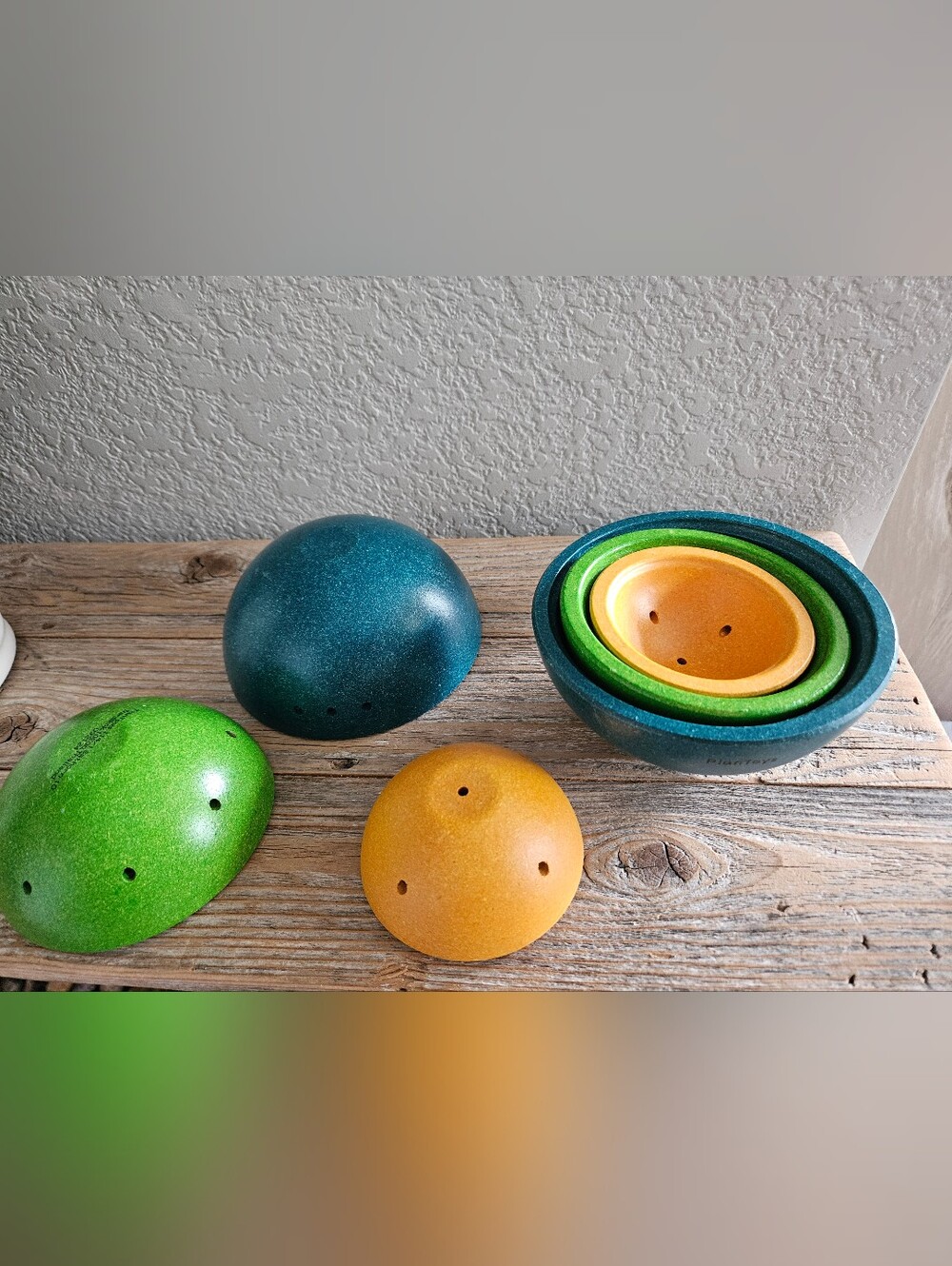 Plan Toys Fountain Bowl Sets - Picture 2 of 2